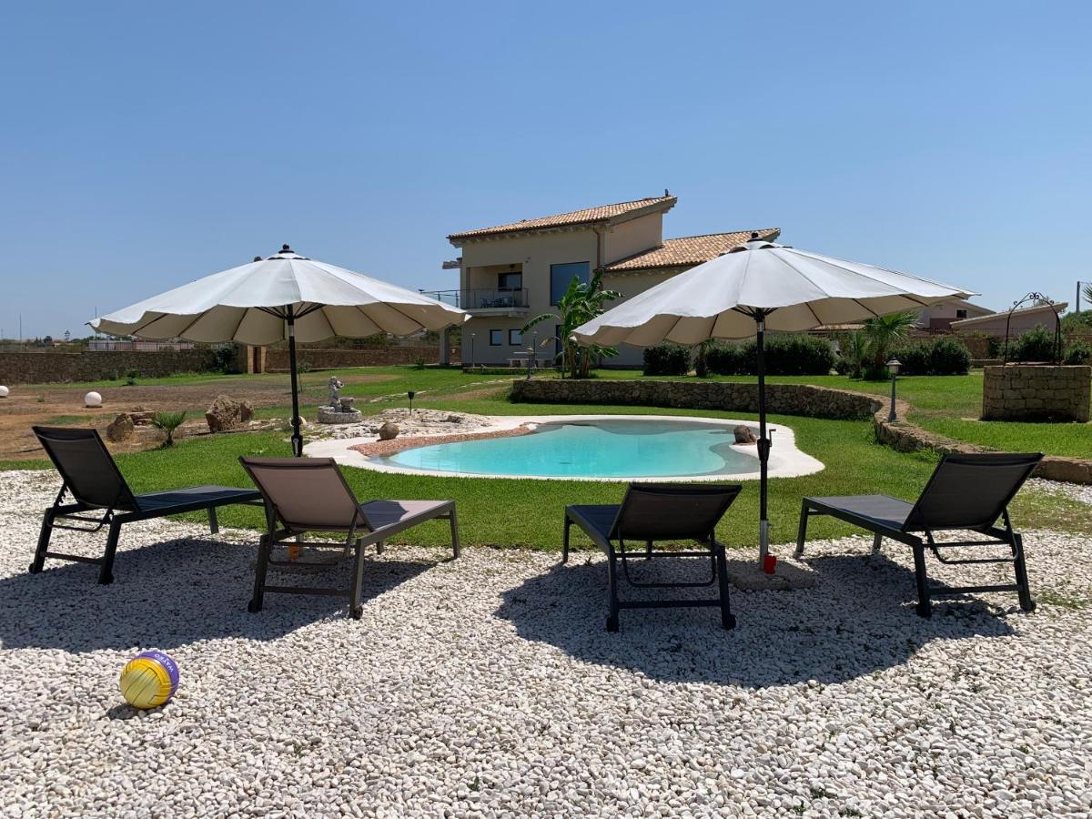 Villa Giglio Brucoli Exteriör bild